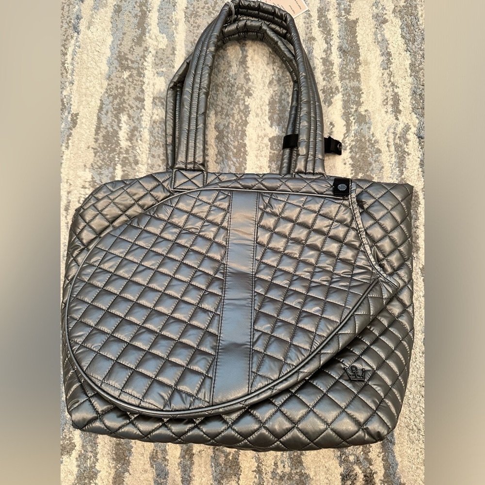 Oliver Thomas kitchen sink tennis tote